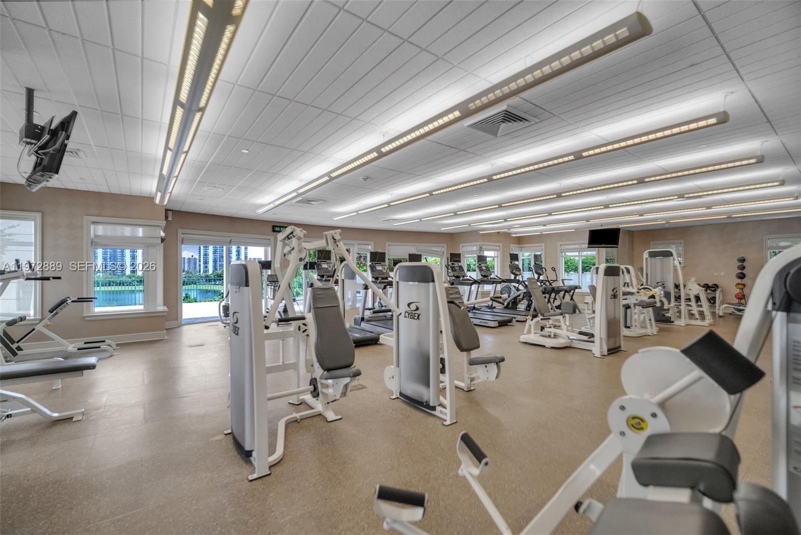 20000 E Country Club Dr #714, Aventura FL 33180