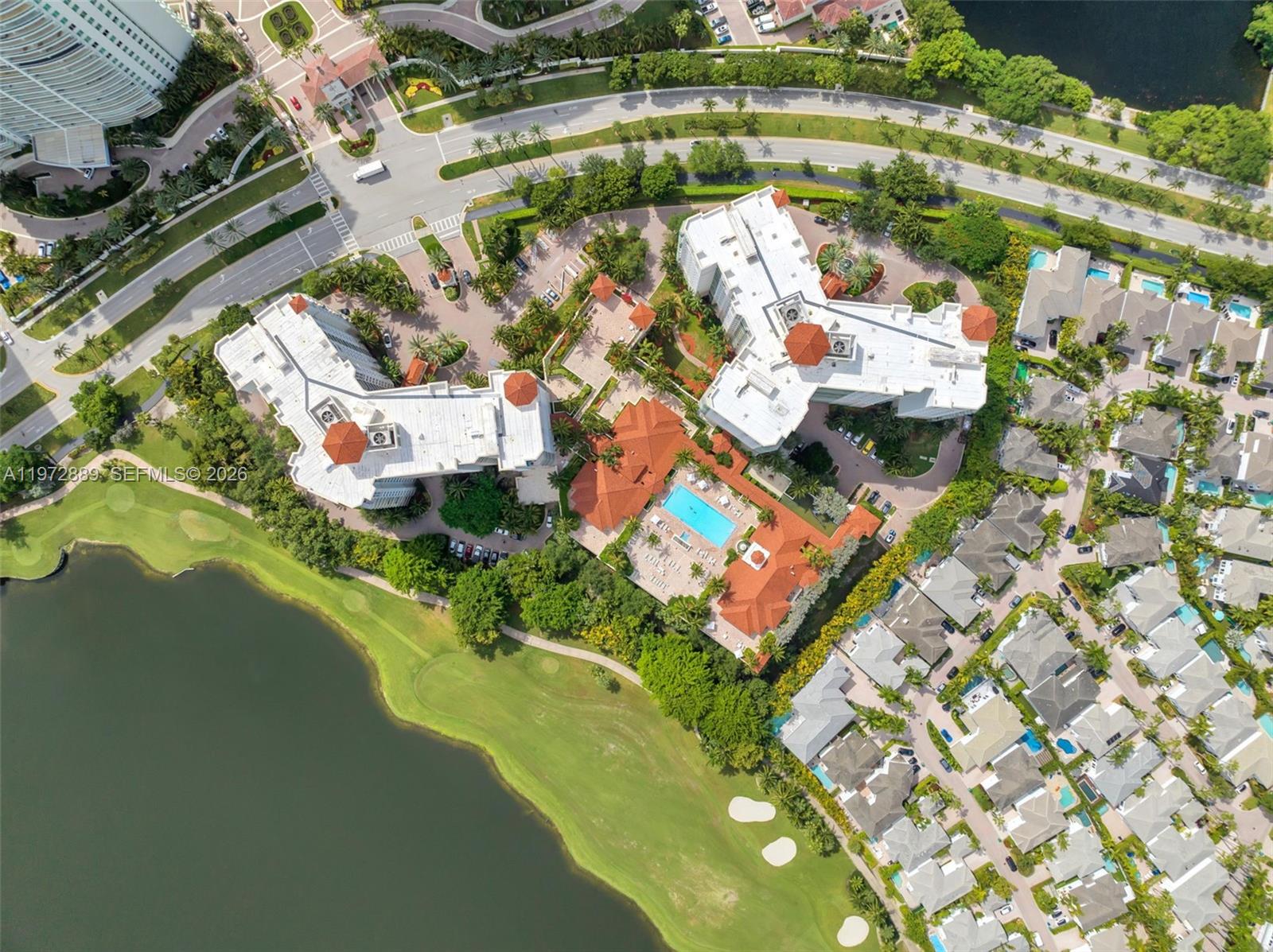 20000 E Country Club Dr #714, Aventura FL 33180