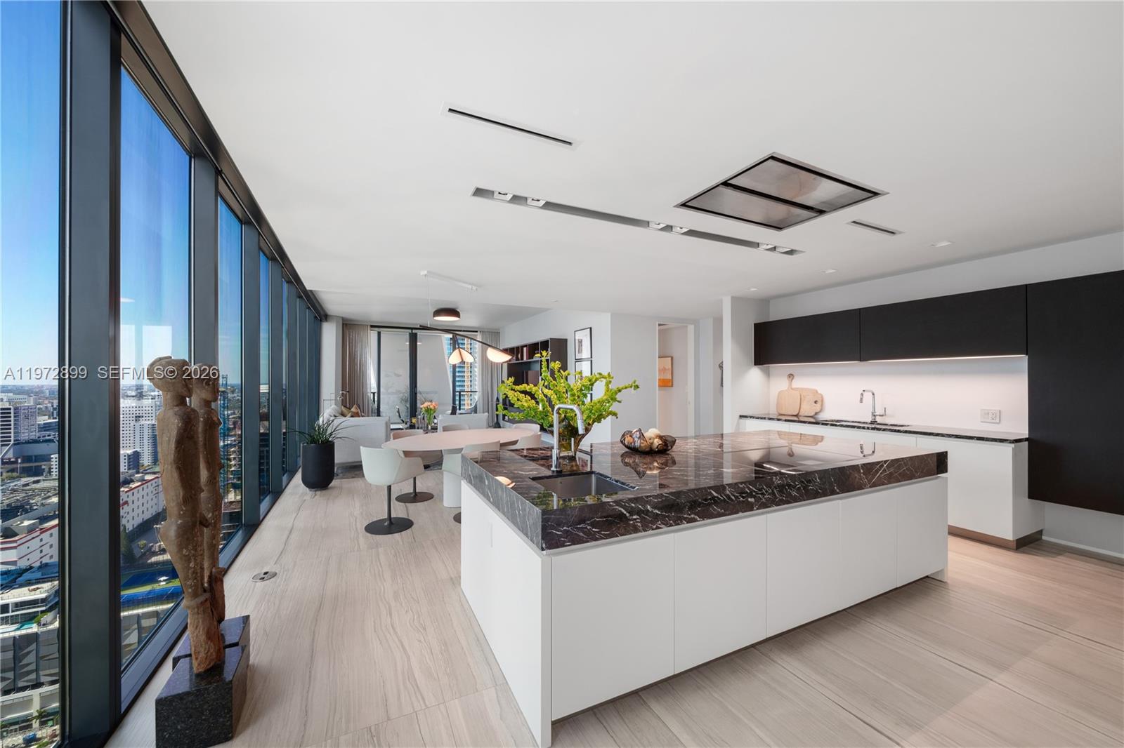 1000 Biscayne Blvd #3201, Miami FL 33132