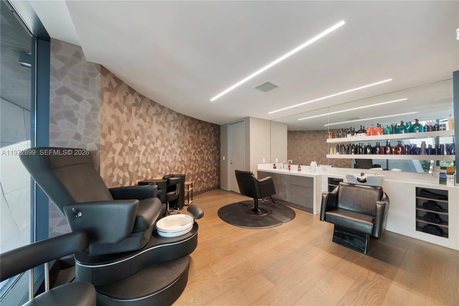 1000 Biscayne Blvd #3201, Miami FL 33132
