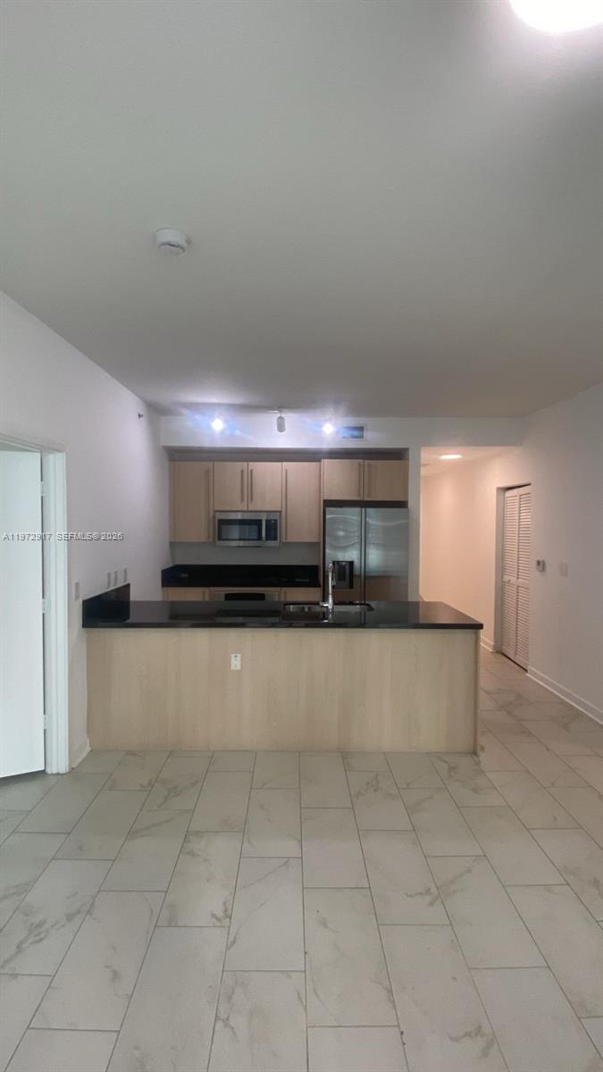 1111 SW 1st Ave #2016-N, Miami FL 33130