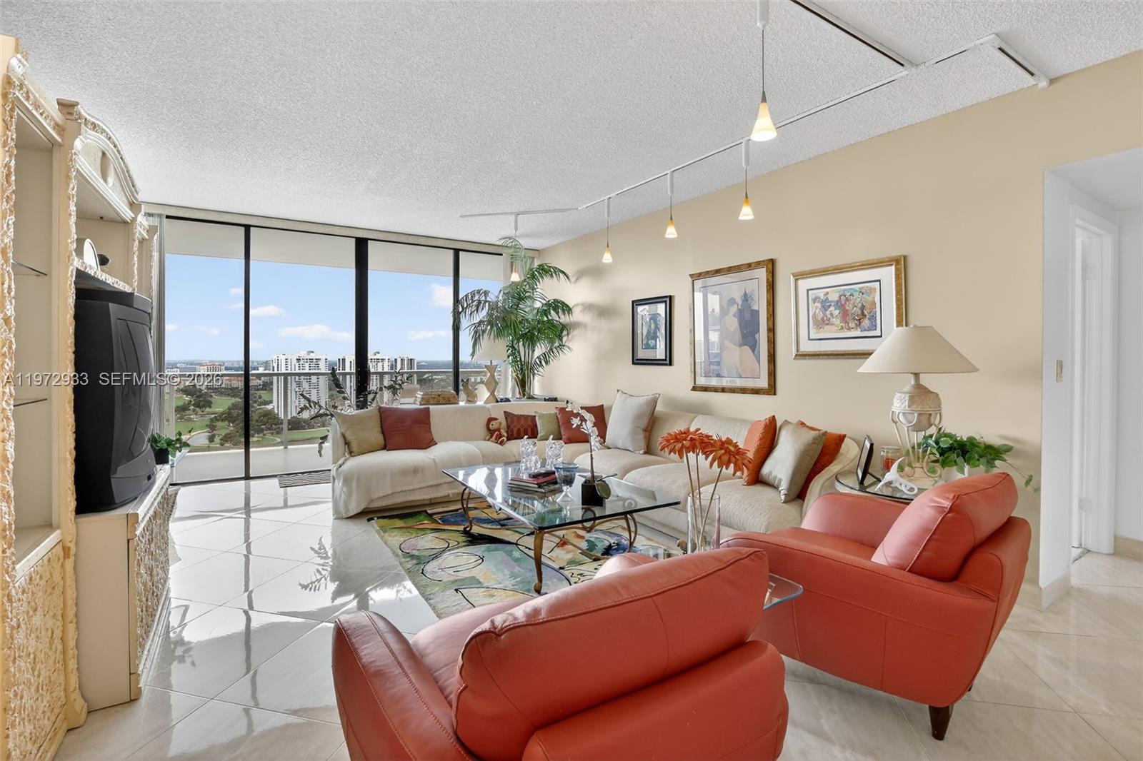 20281 E Country Club Dr #2403, Aventura FL 33180