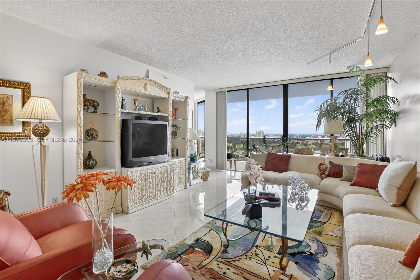 20281 E Country Club Dr #2403, Aventura FL 33180