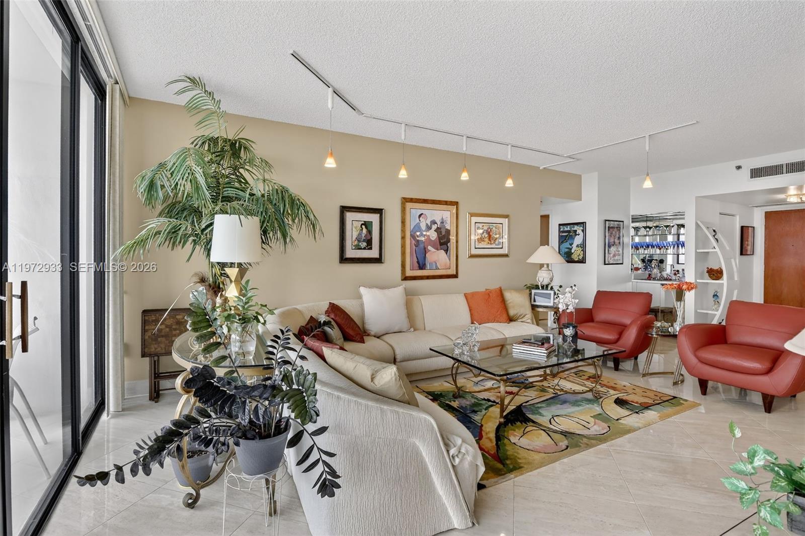 20281 E Country Club Dr #2403, Aventura FL 33180