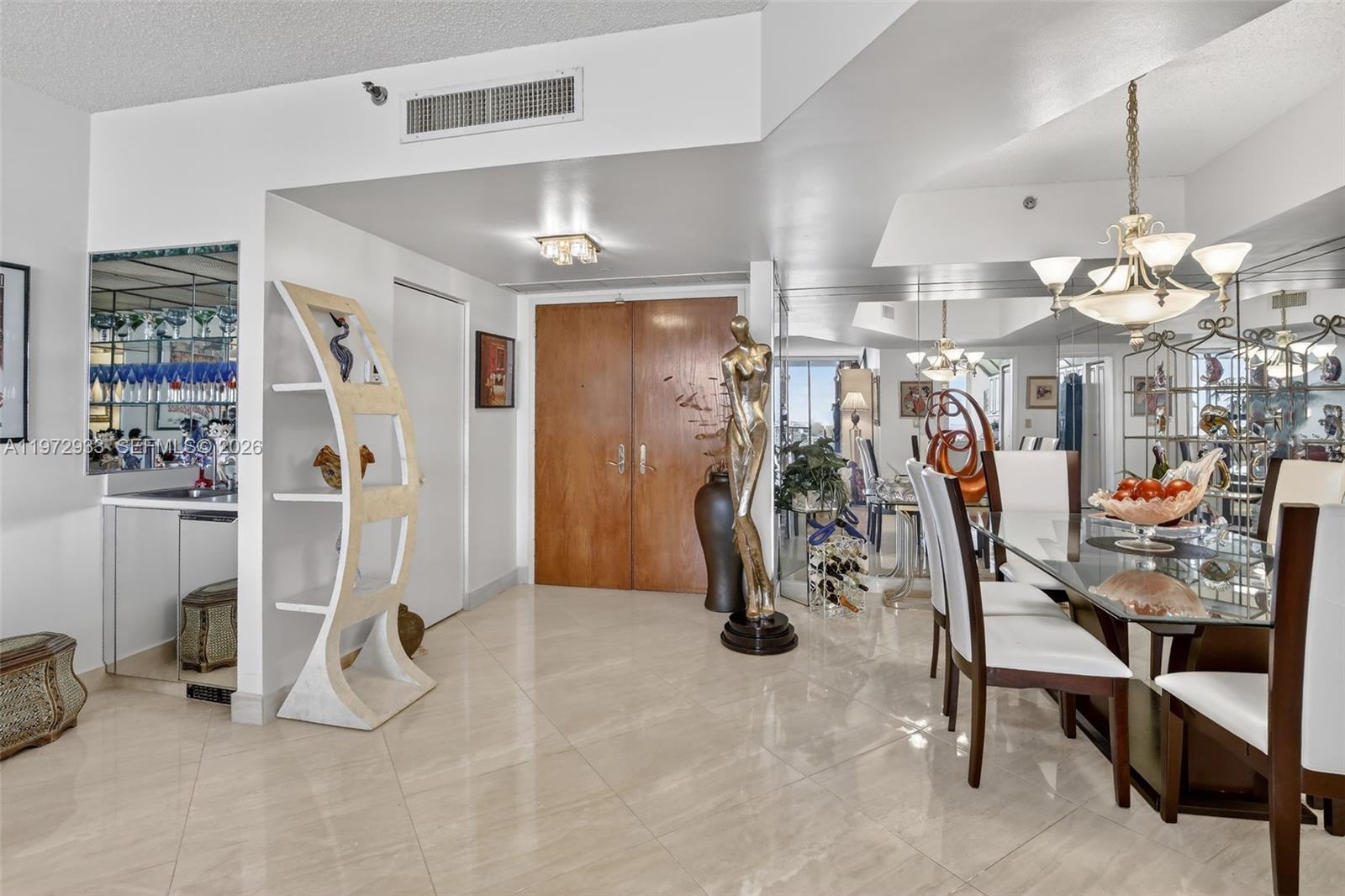 20281 E Country Club Dr #2403, Aventura FL 33180