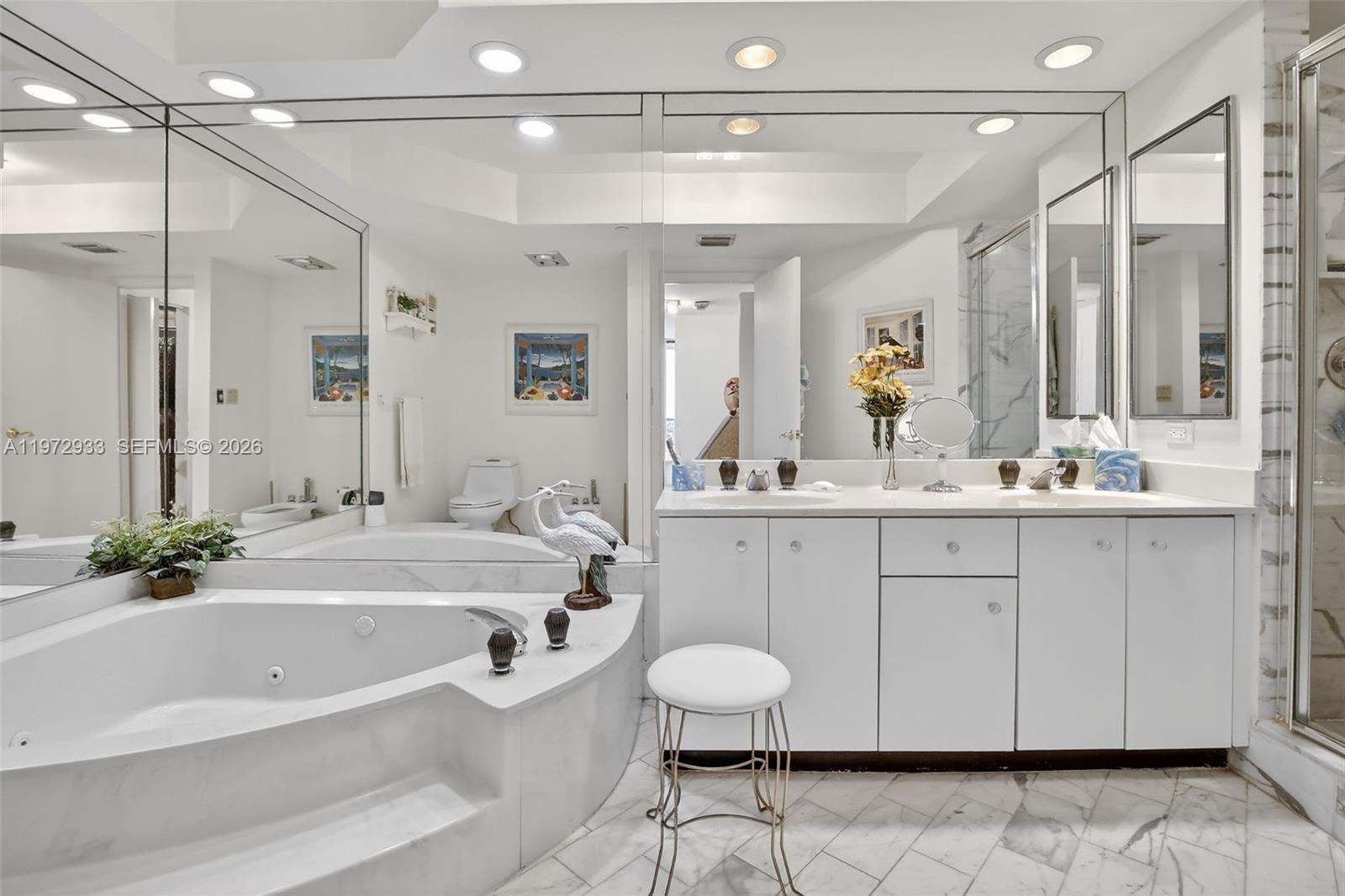 20281 E Country Club Dr #2403, Aventura FL 33180