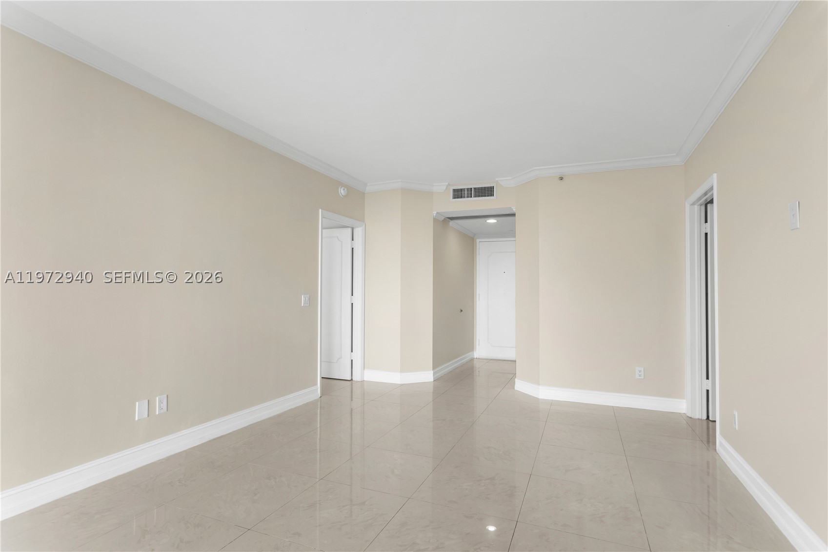 4775 Collins Ave #1006, Miami Beach FL 33140
