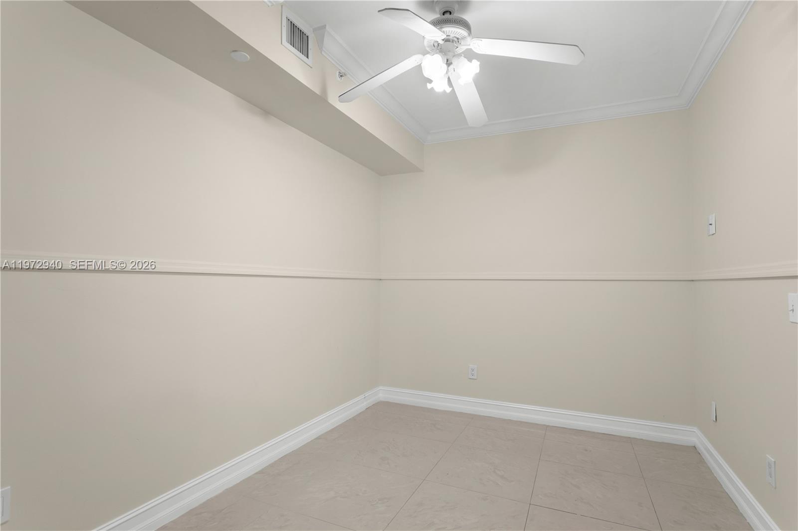 4775 Collins Ave #1006, Miami Beach FL 33140