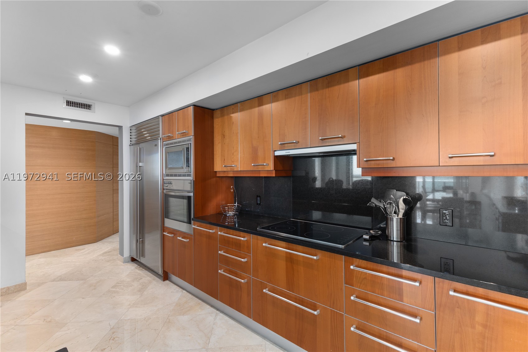 1331 Brickell Bay Dr #1901, Miami FL 33131
