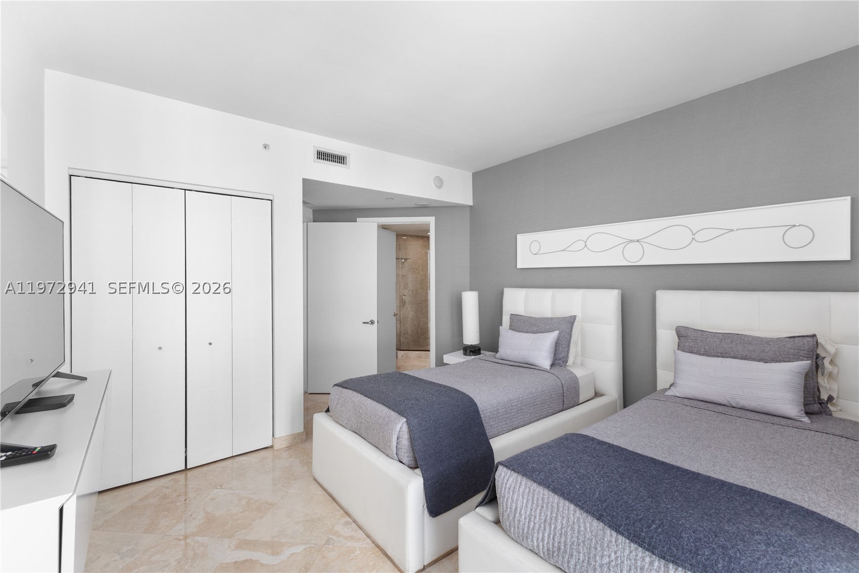 1331 Brickell Bay Dr #1901, Miami FL 33131