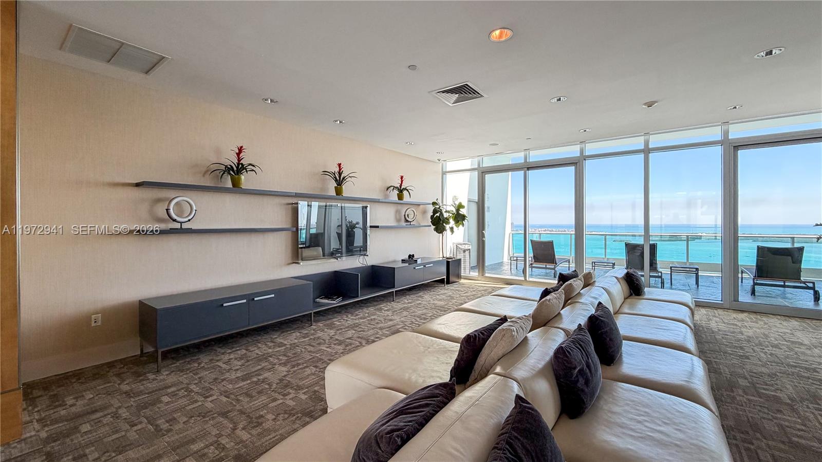 1331 Brickell Bay Dr #1901, Miami FL 33131