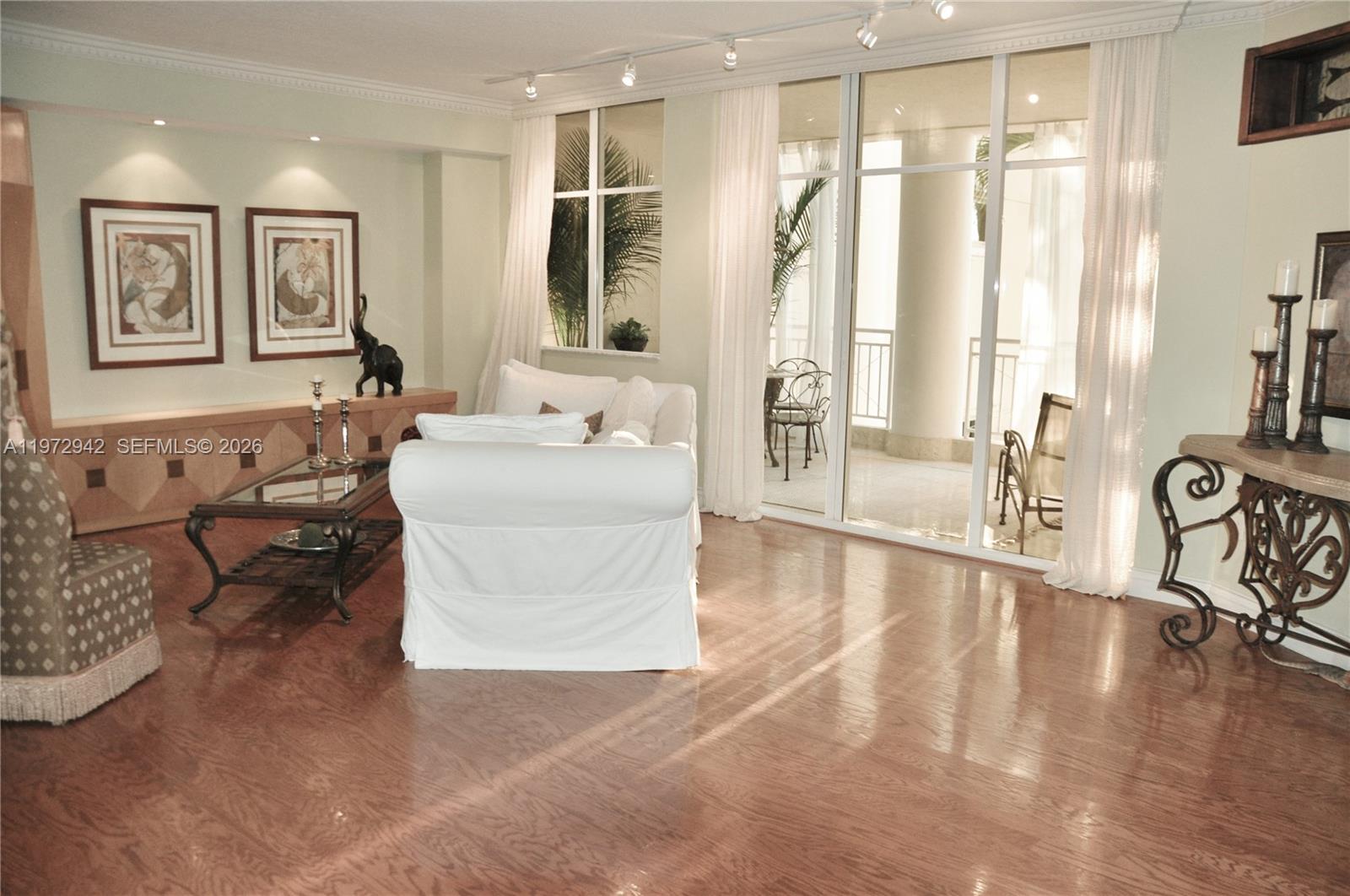 1 Century Ln #310, Miami Beach FL 33139