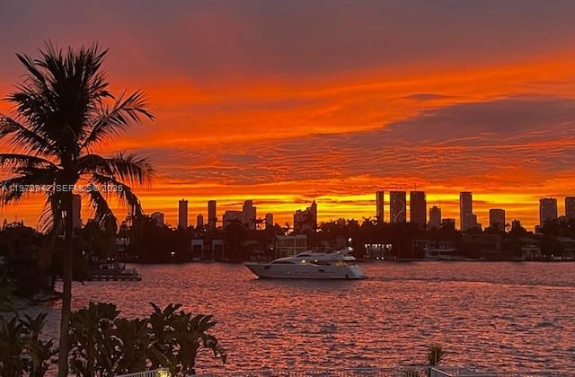1 Century Ln #310, Miami Beach FL 33139