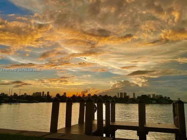 1 Century Ln #310, Miami Beach FL 33139