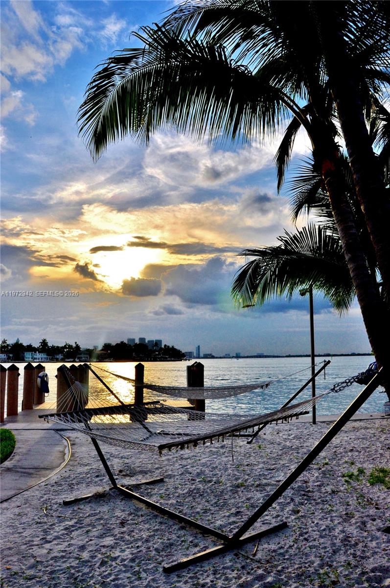 1 Century Ln #310, Miami Beach FL 33139