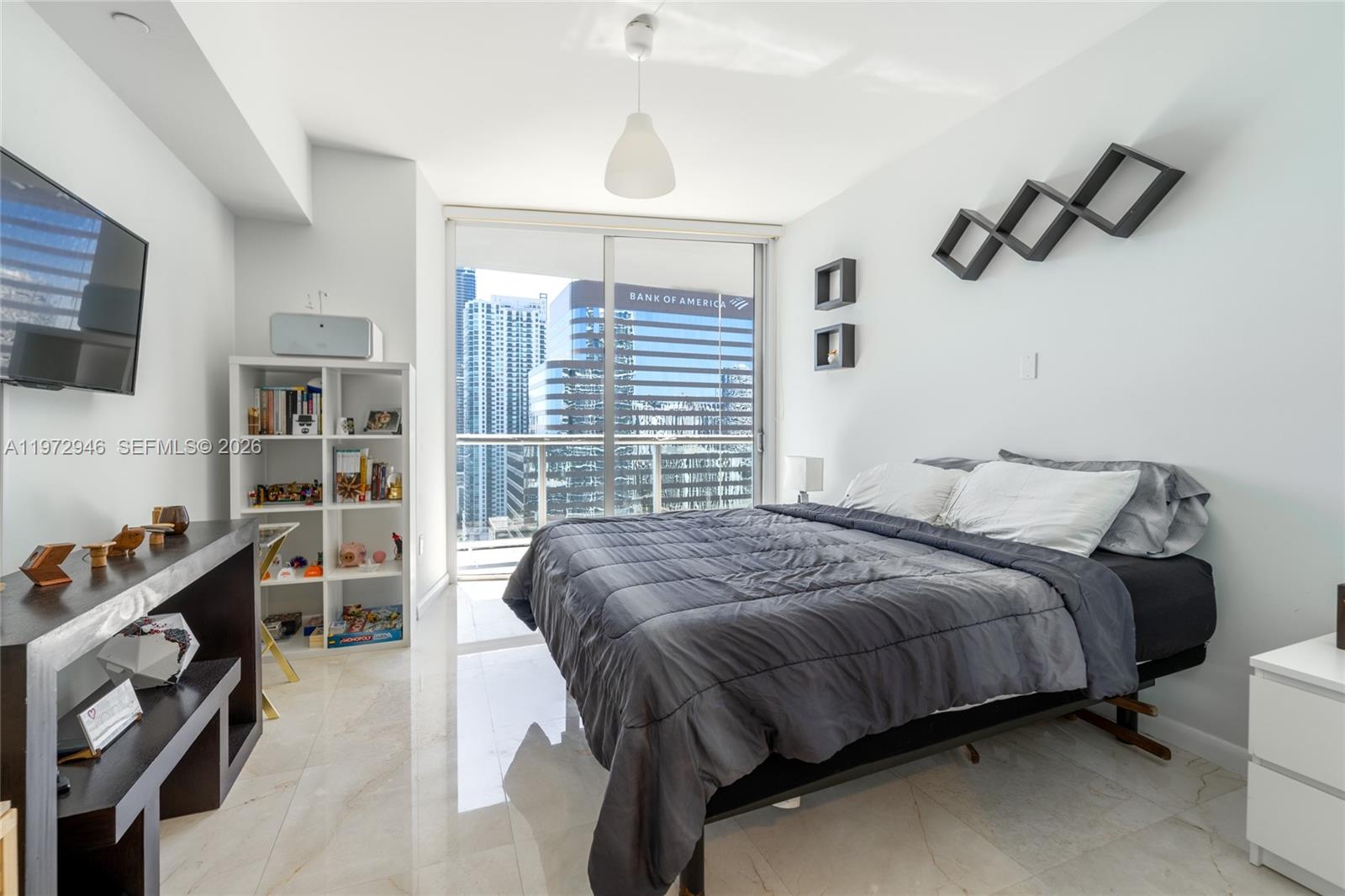 495 Brickell Ave #3211, Miami FL 33131