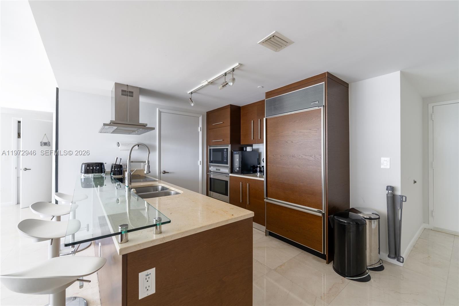 495 Brickell Ave #3211, Miami FL 33131
