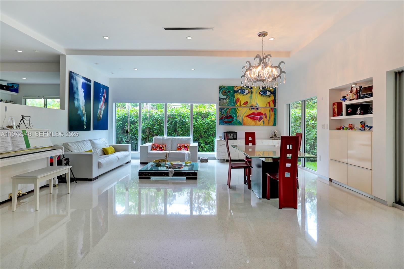 84 Bay Heights Dr, Miami FL 33133