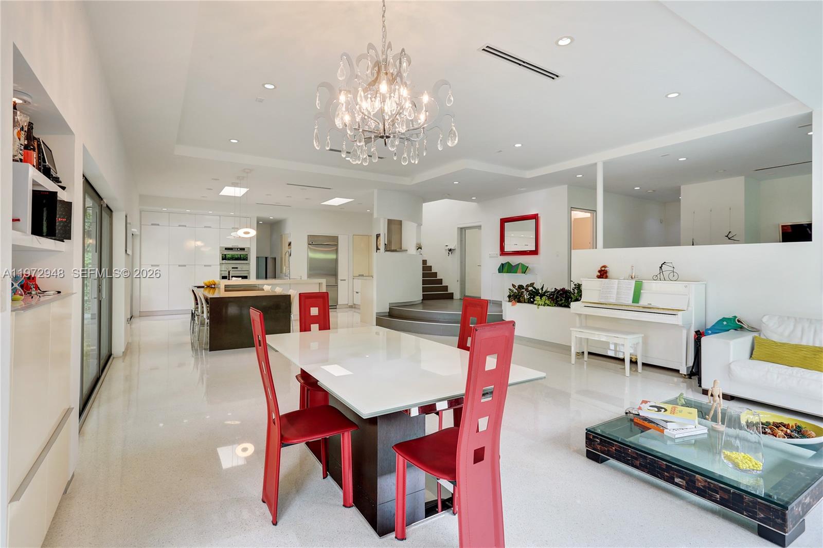 84 Bay Heights Dr, Miami FL 33133