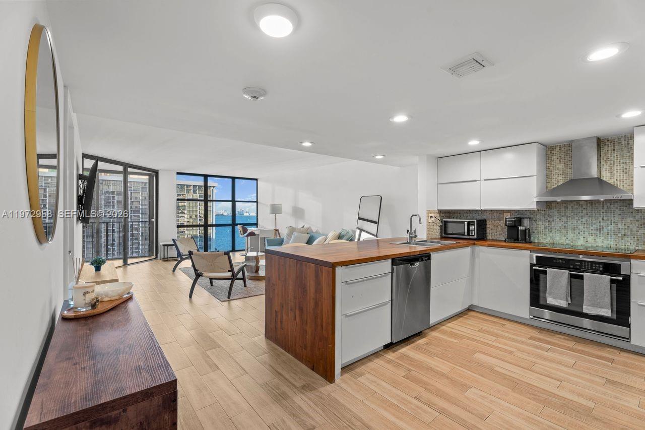 1925 NE Brickell Ave #1703, Miami FL 33129