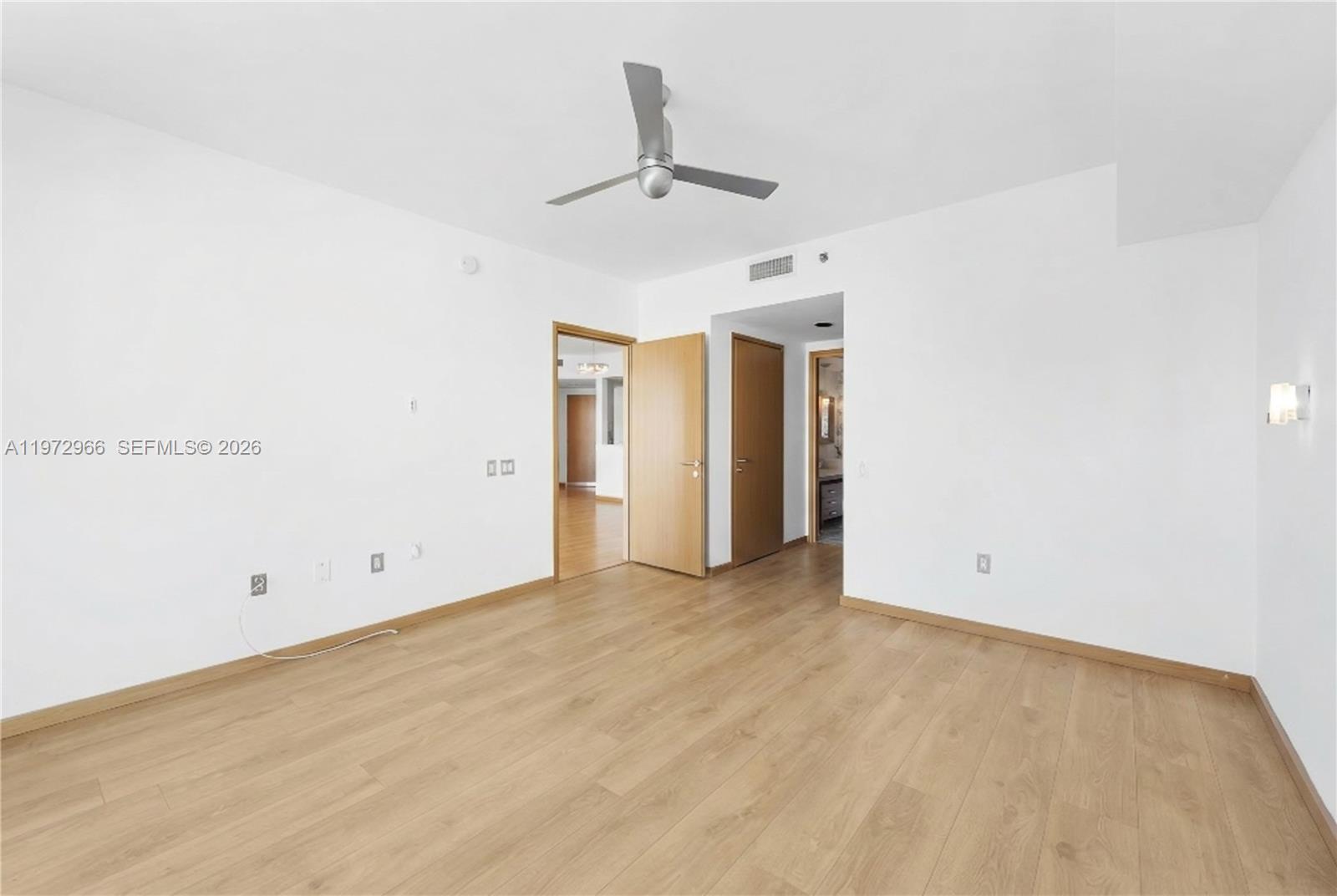 450 Alton Rd #3206, Miami Beach FL 33139