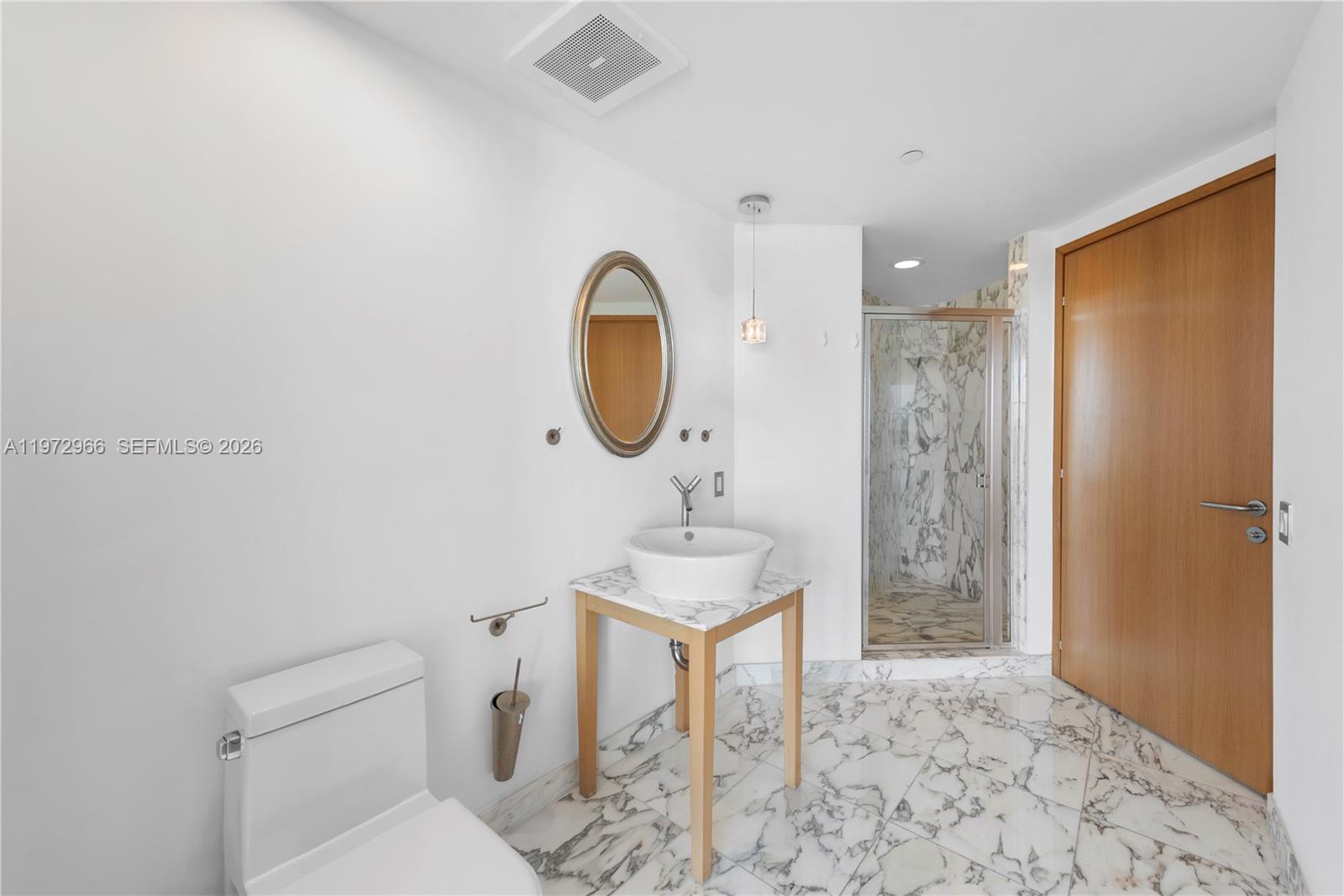 450 Alton Rd #3206, Miami Beach FL 33139