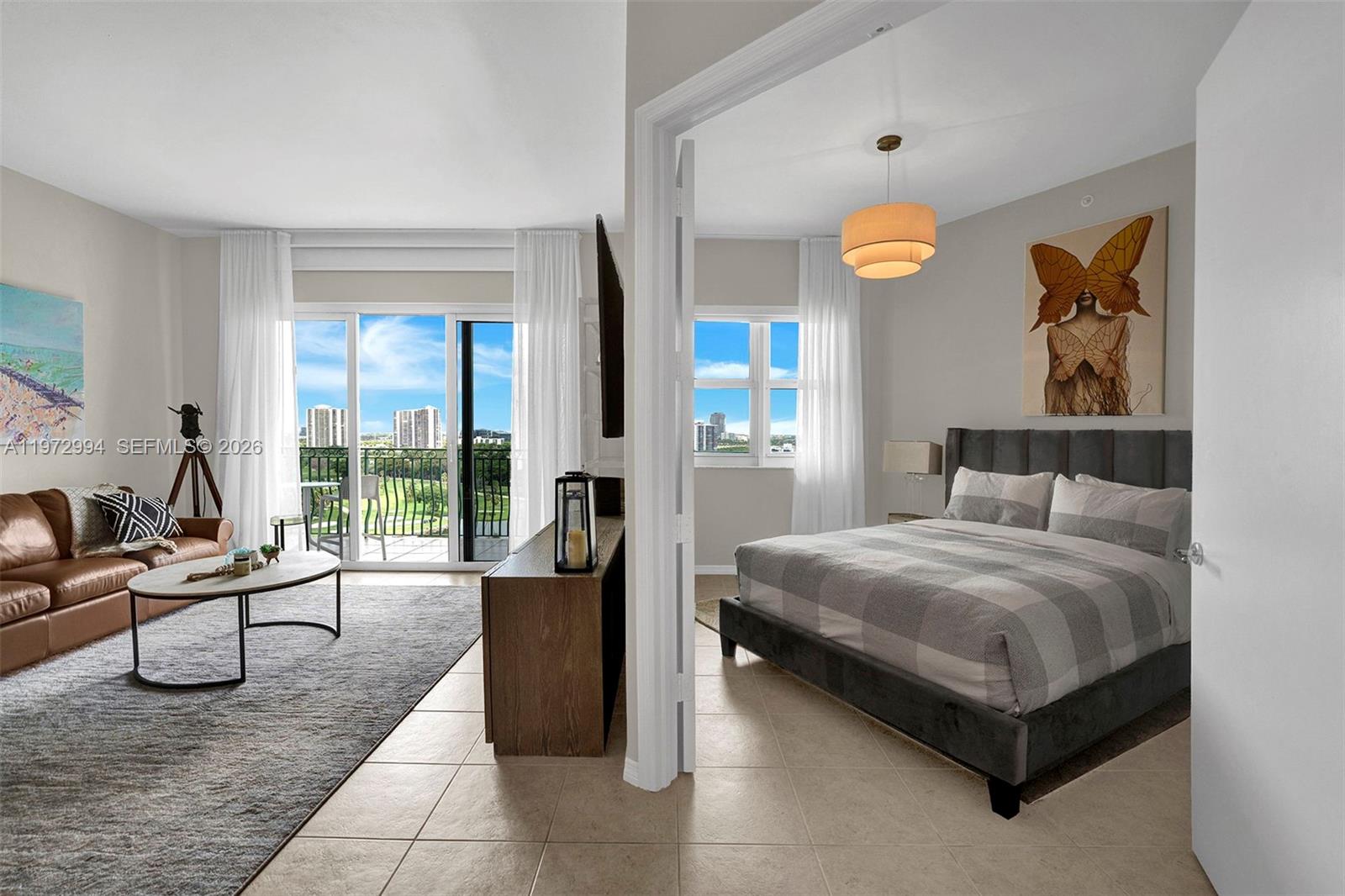 20000 E Country Club Dr #PH06, Aventura FL 33180