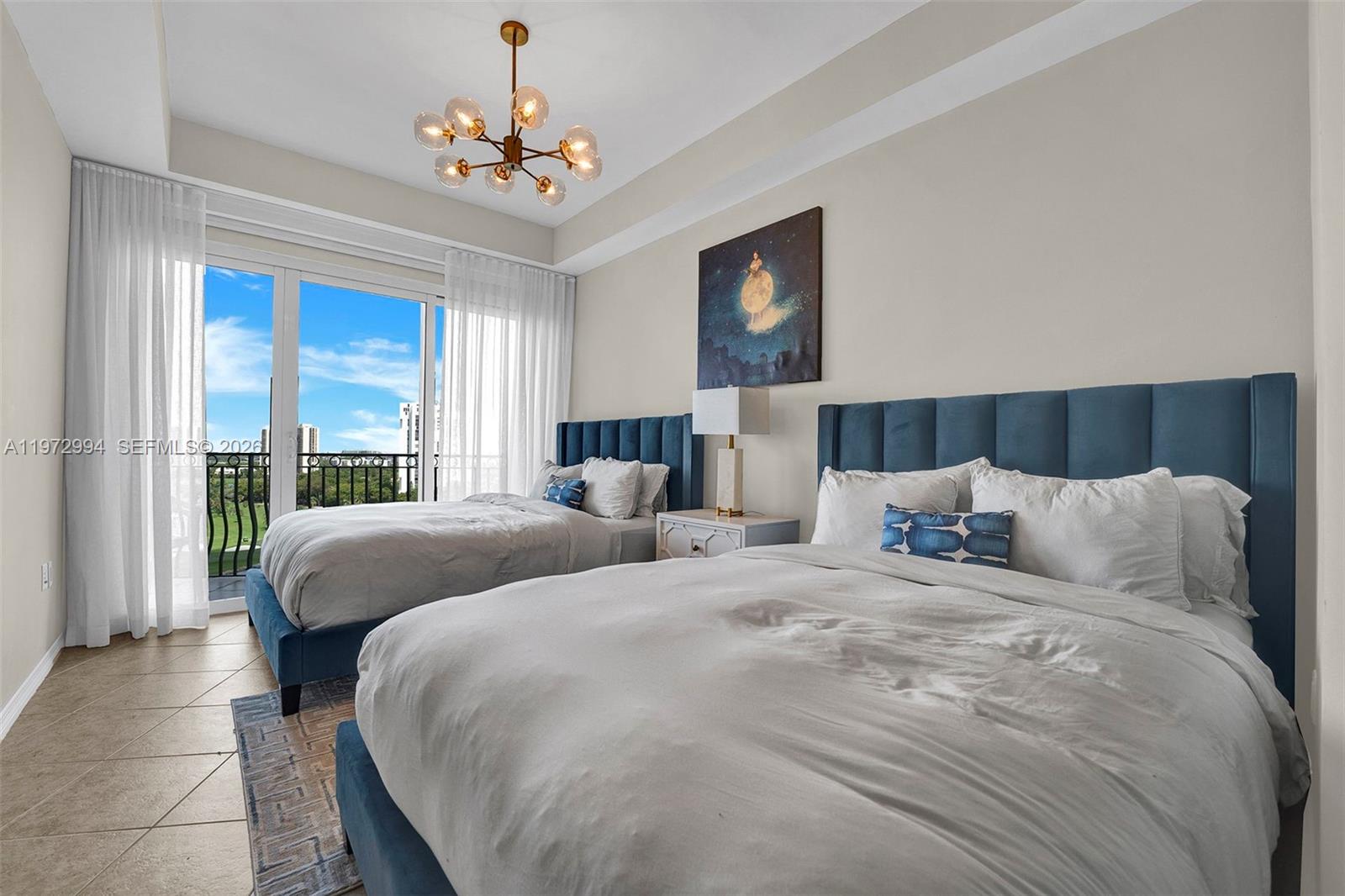 20000 E Country Club Dr #PH06, Aventura FL 33180