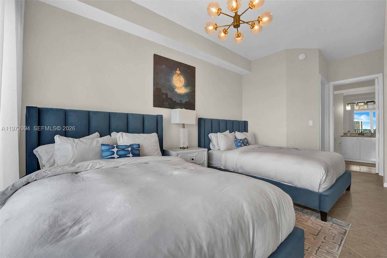 20000 E Country Club Dr #PH06, Aventura FL 33180
