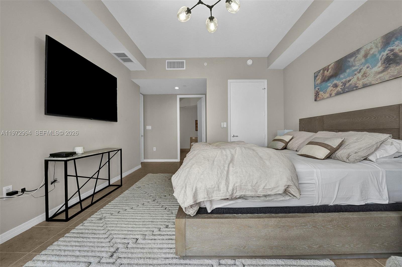 20000 E Country Club Dr #PH06, Aventura FL 33180