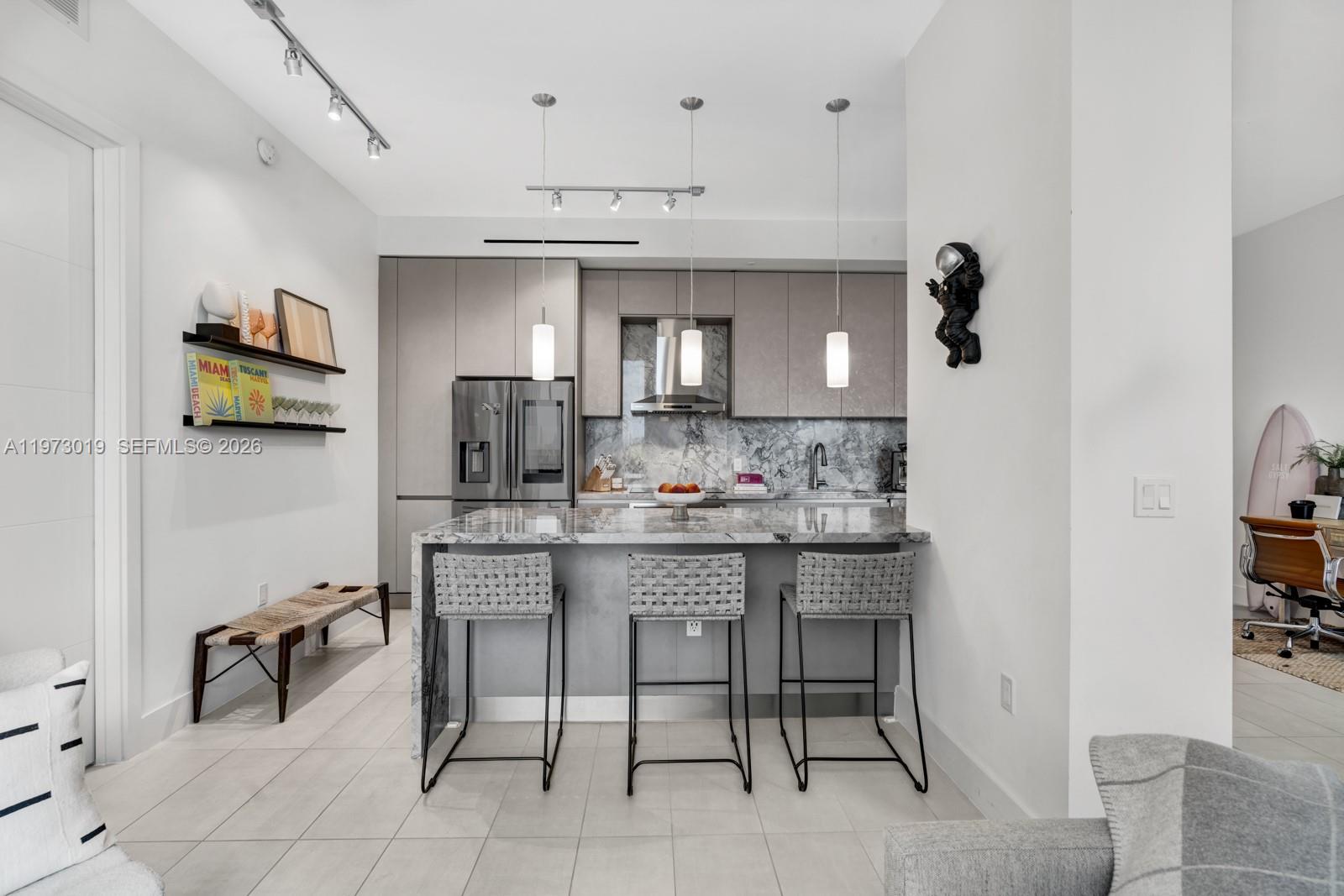 1030 15th St #PH3, Miami Beach FL 33139