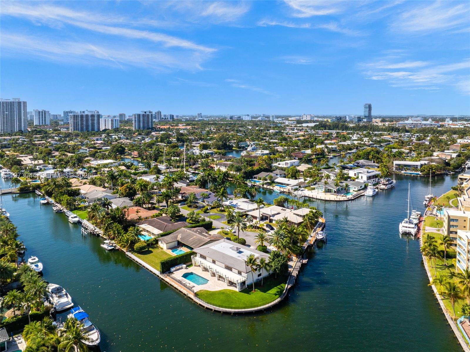 501 Hibiscus Dr, Hallandale Beach FL 33009