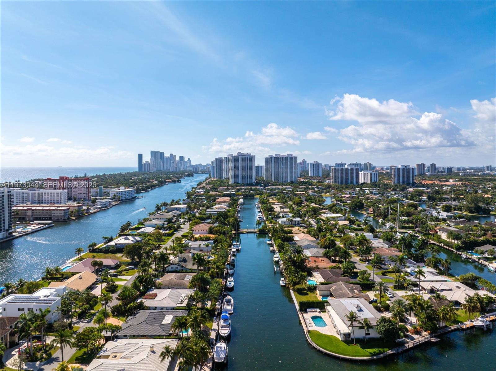 501 Hibiscus Dr, Hallandale Beach FL 33009