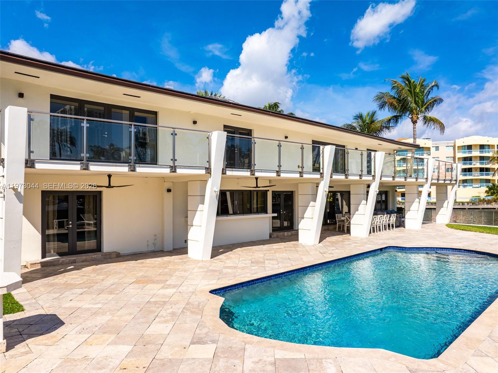 501 Hibiscus Dr, Hallandale Beach FL 33009