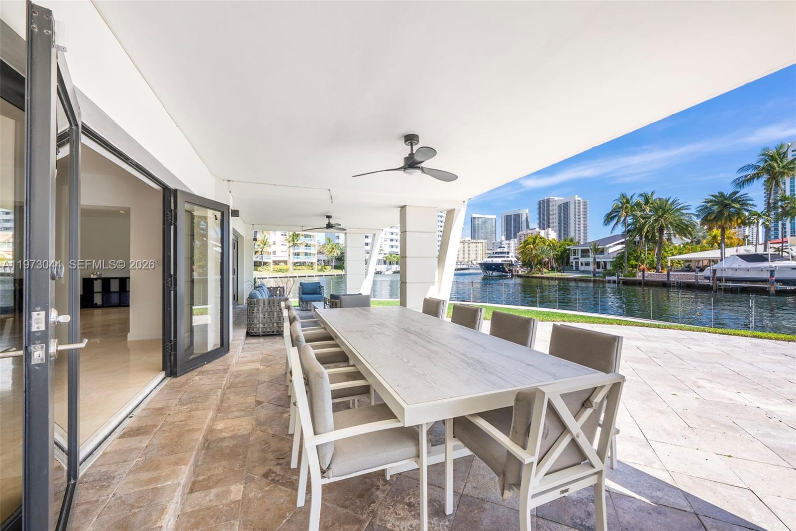 501 Hibiscus Dr, Hallandale Beach FL 33009
