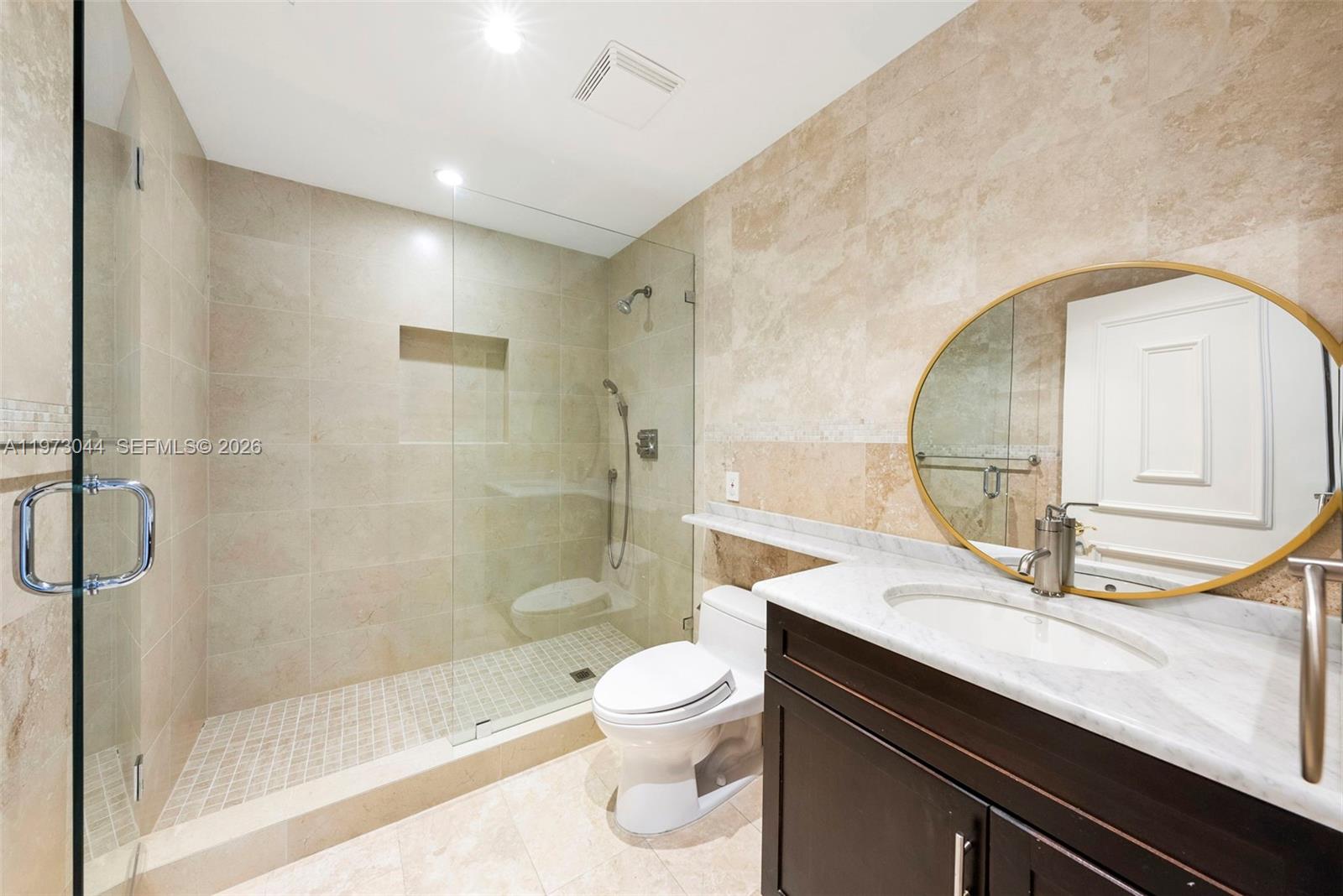 501 Hibiscus Dr, Hallandale Beach FL 33009