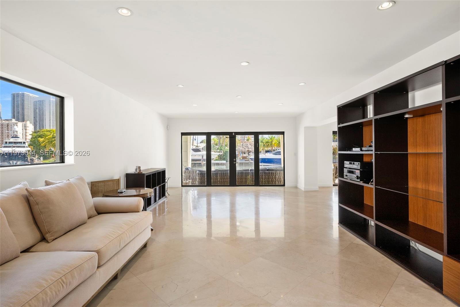 501 Hibiscus Dr, Hallandale Beach FL 33009