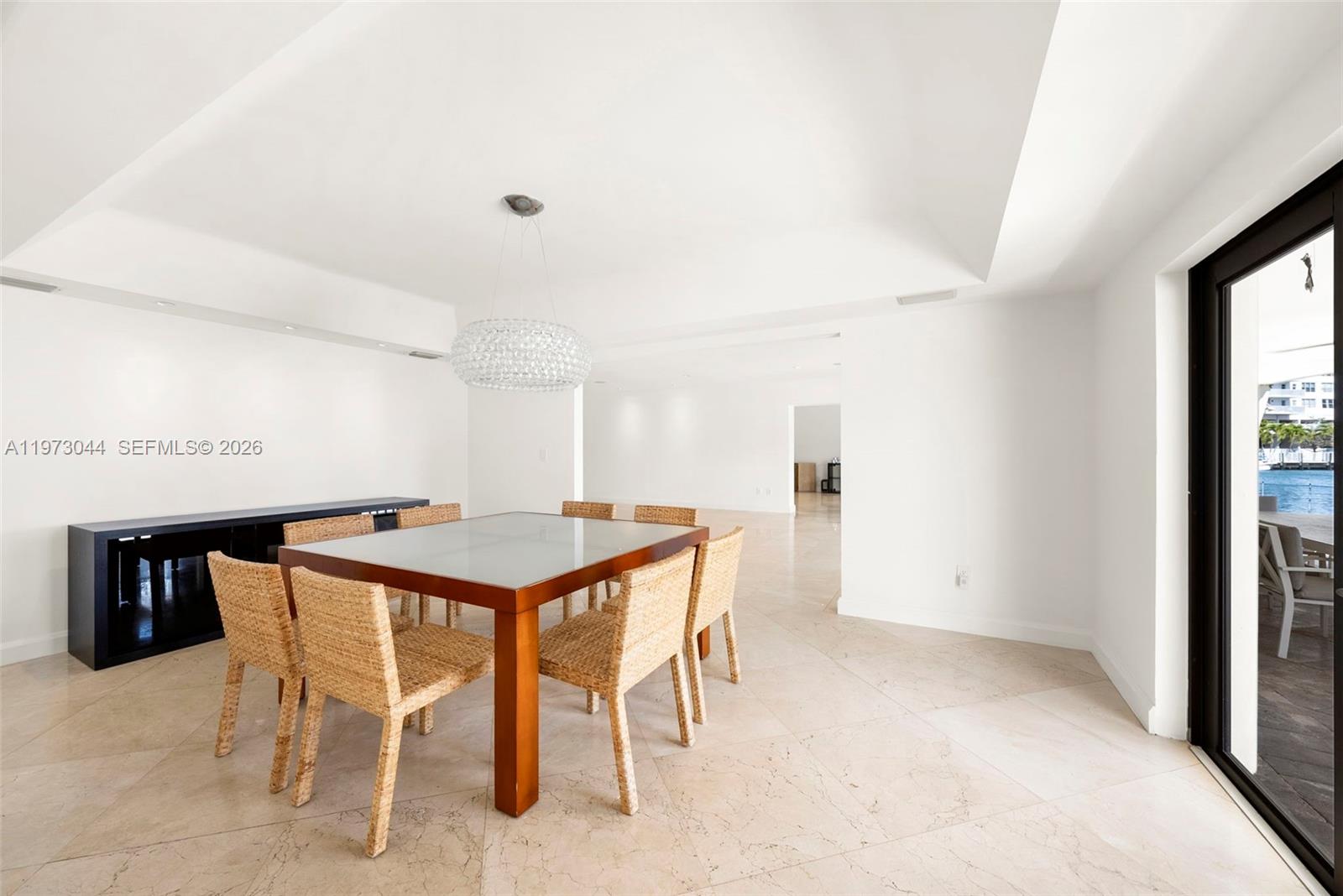 501 Hibiscus Dr, Hallandale Beach FL 33009