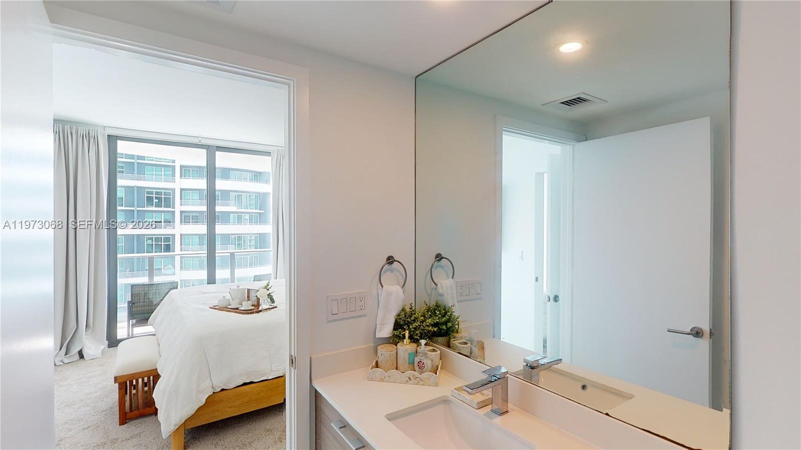 1300 S Miami Ave #3309, Miami FL 33130