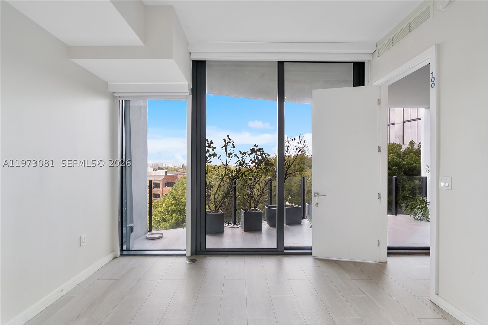 2831 S Bayshore Dr #707, Miami FL 33133
