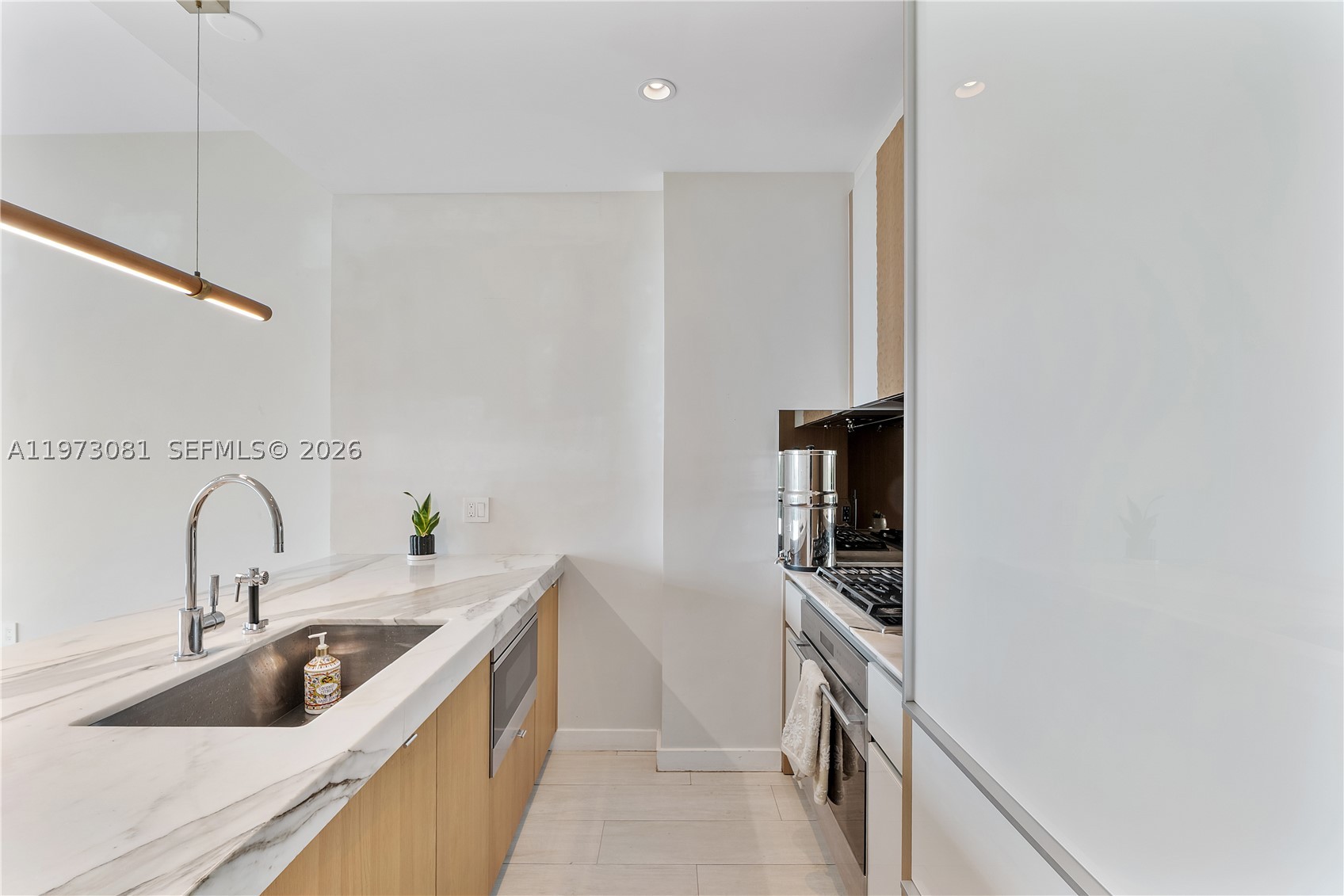 2831 S Bayshore Dr #707, Miami FL 33133