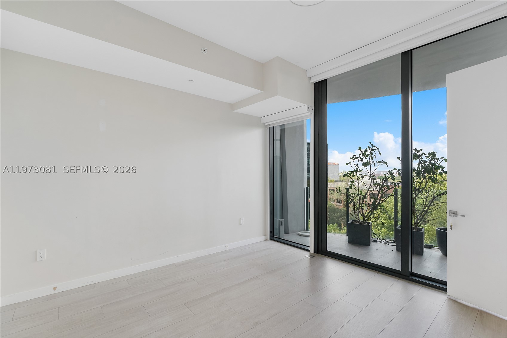2831 S Bayshore Dr #707, Miami FL 33133