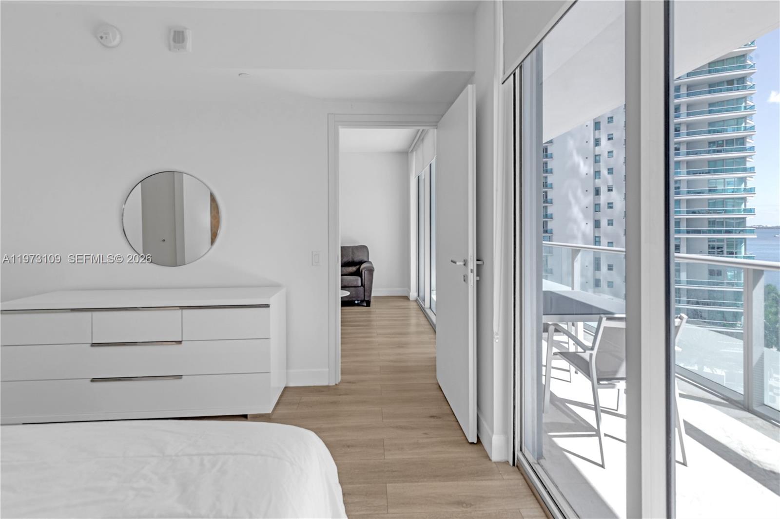 1300 Brickell Bay Dr #903, Miami FL 33131
