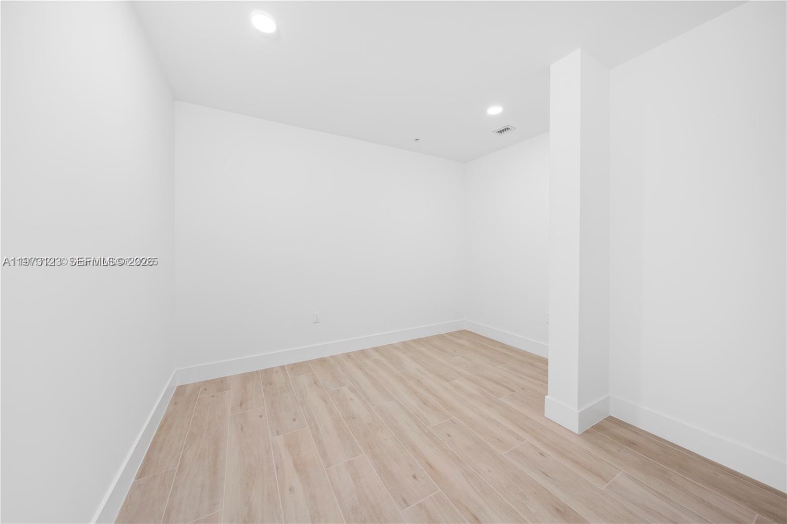 32 NW 14th Ave #3, Miami FL 33125