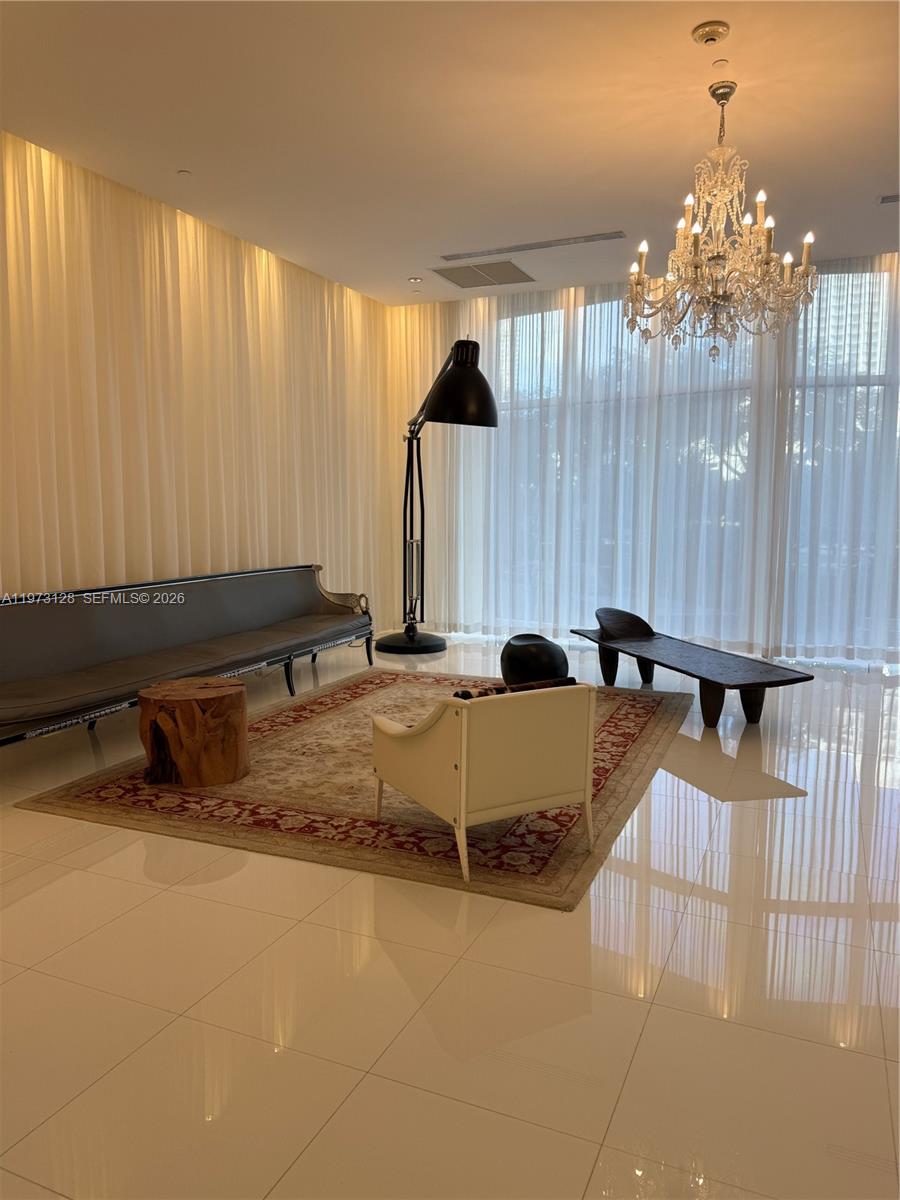 465 Brickell Ave #619, Miami FL 33131