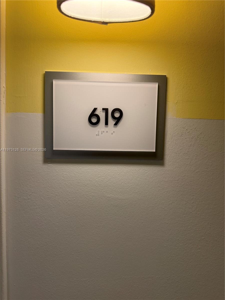 465 Brickell Ave #619, Miami FL 33131