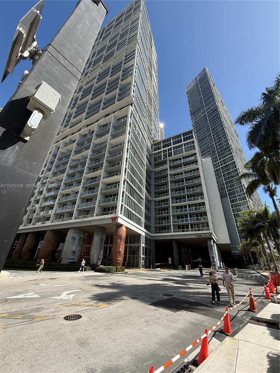 465 Brickell Ave #619, Miami FL 33131
