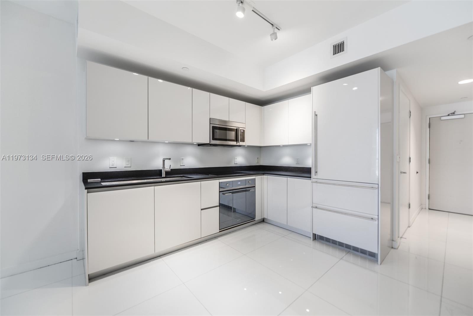 1010 Brickell Ave #3010, Miami FL 33131