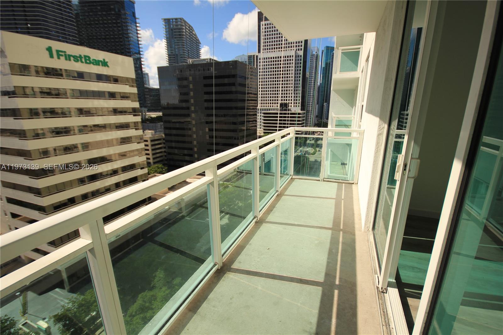 951 Brickell Ave #1409, Miami FL 33131