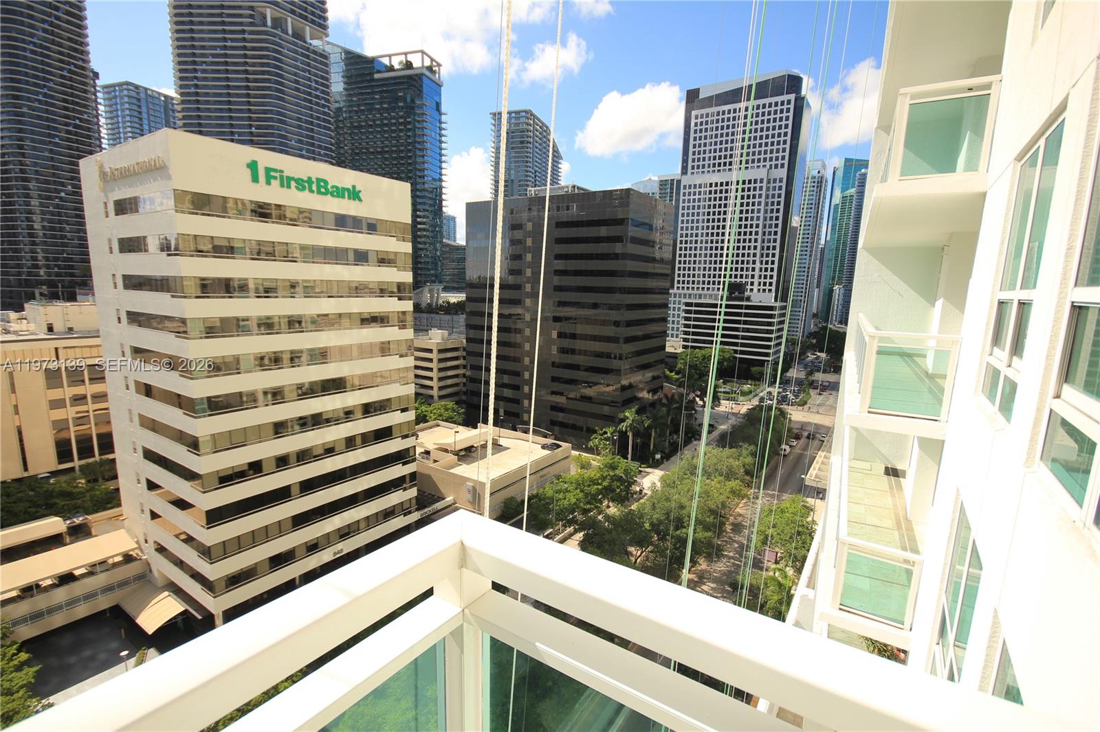 951 Brickell Ave #1409, Miami FL 33131